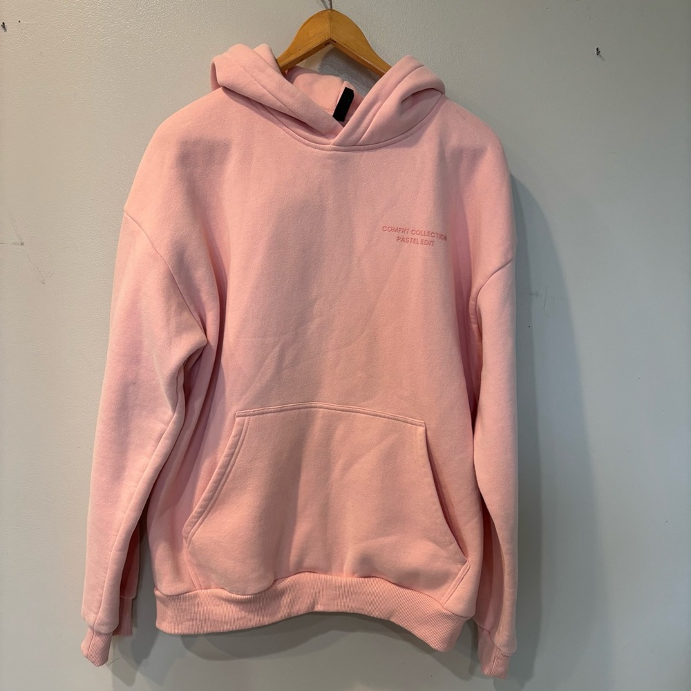 Comfrt Collection Pastel Edit Pullover Hoodie Pink Sweatshirt Women’s Size Large